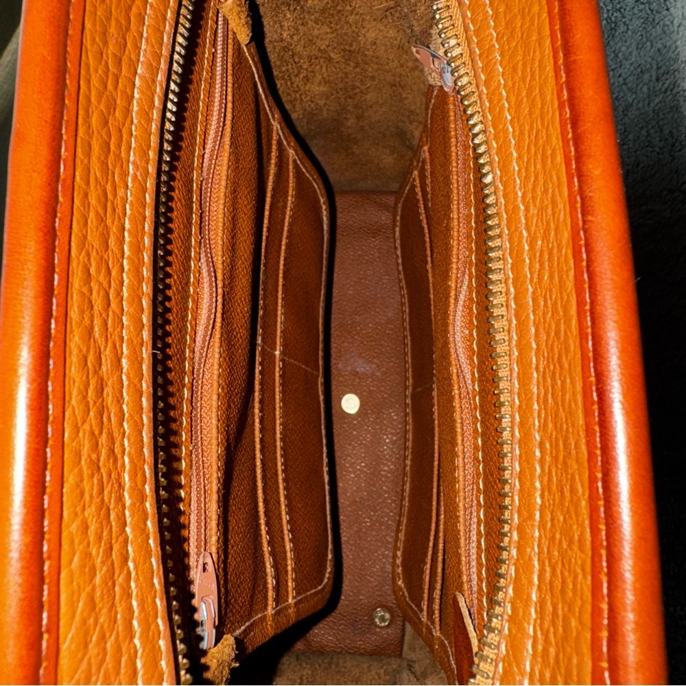 90s VINTAGE Dooney & Bourke Clean AWL Zip Top Satchel British Tan – MADE IN USA - Picture 6 of 16